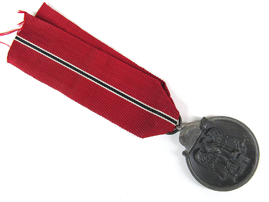 東部戦線従軍章　No.100　Rudolf Wächtler & Lange社製