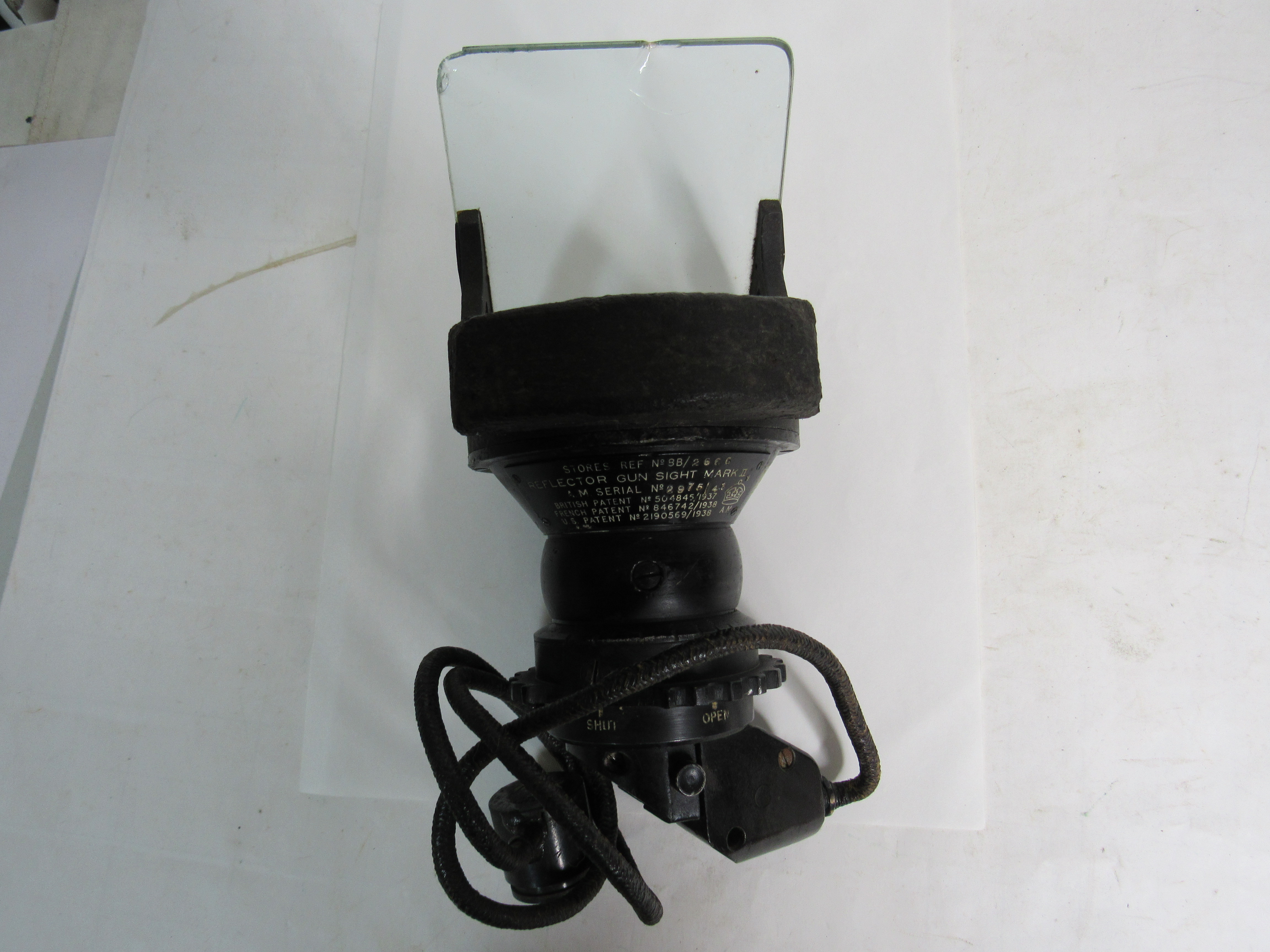 【稀少 イギリス空軍（RAF） 航空機用リフレクター照準器 Reflector Gun Sight Mark II / 木製ケース付き