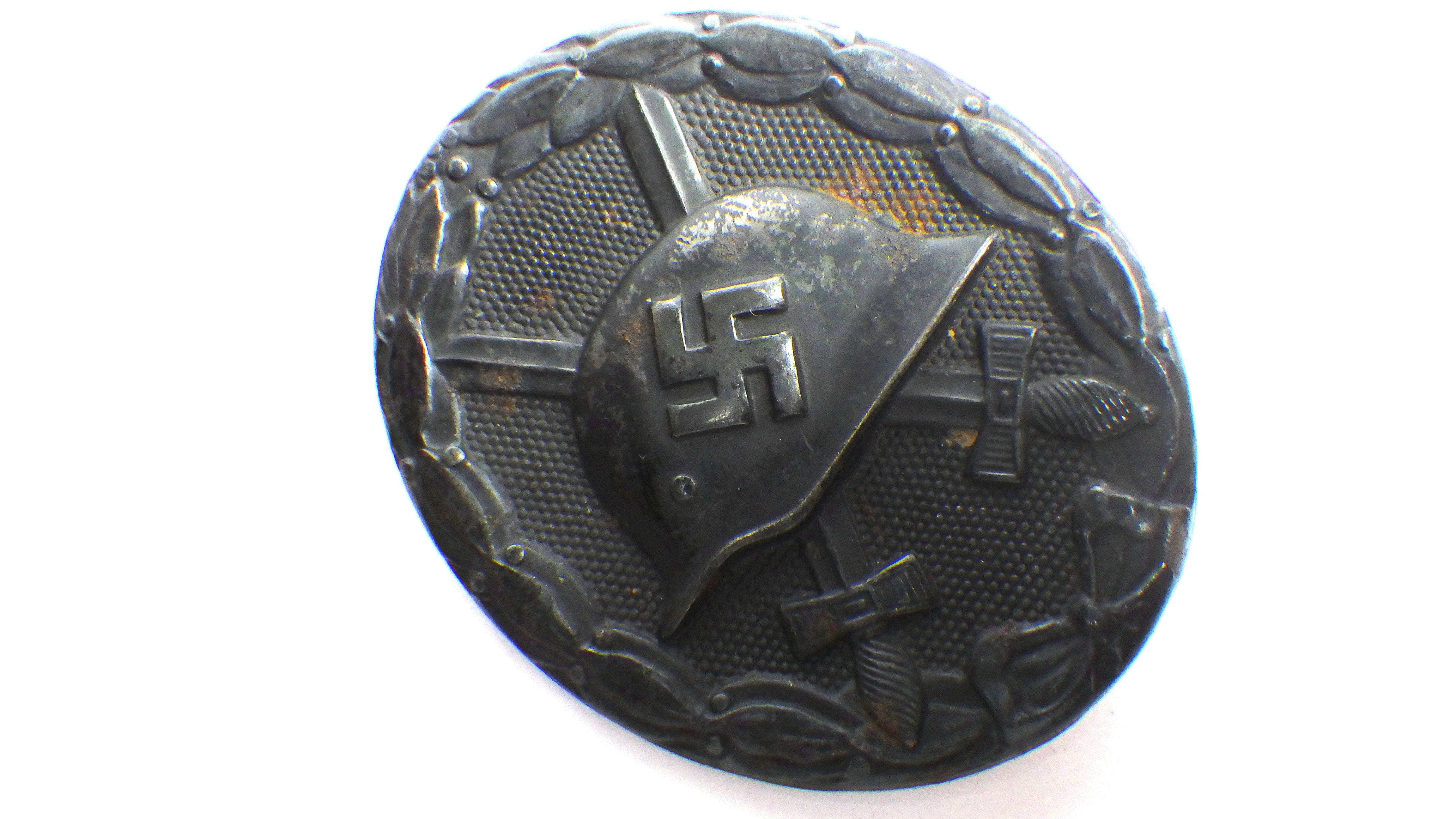 戦傷章　黒　127